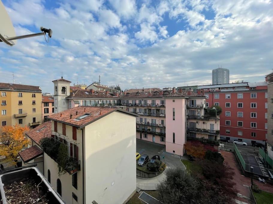 Ferienwohnung Duomo Walking DistanceModern Flat With Free Wifi Mailand Exterior foto